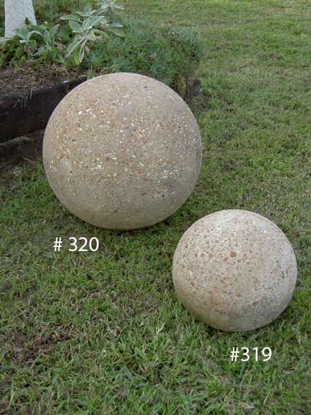 Garden Ornament: Concrete Aggregate Texture Stone Balls
