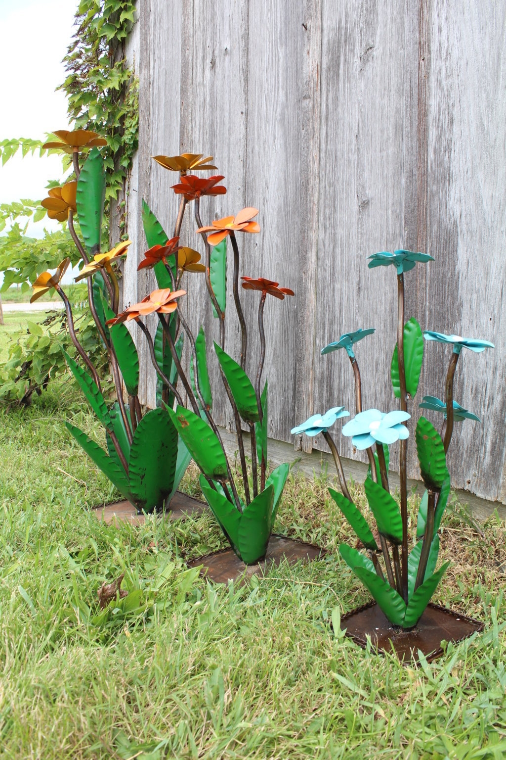 Garden Sculpture: Recycled Metal Crimped Edges Floral Art