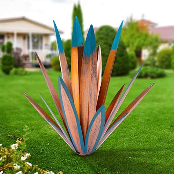 Garden Sculpture with Teal Tipped Leaves Rustic Metal Agave