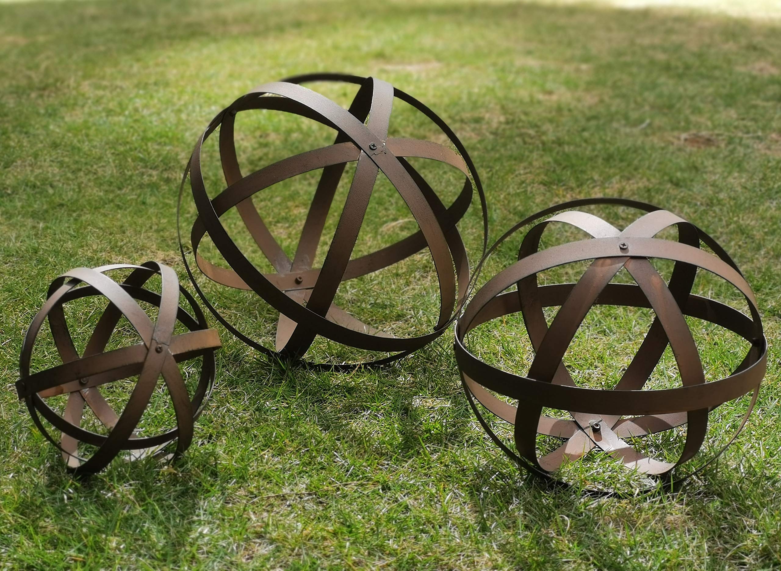 Garden Spheres: Interlocking Bands Rust Brown Metal Garden Orbs