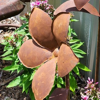 Garden Stake: Rusted Metal Petals Weathered Patina Decor