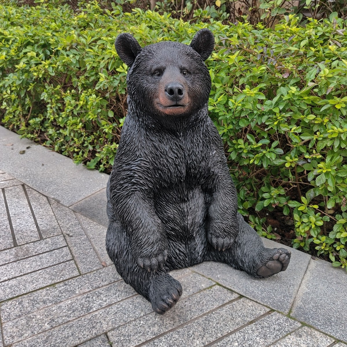 Garden Statue Seated Bear Pose Fur Texture Sitting Bear Lawn Ornament