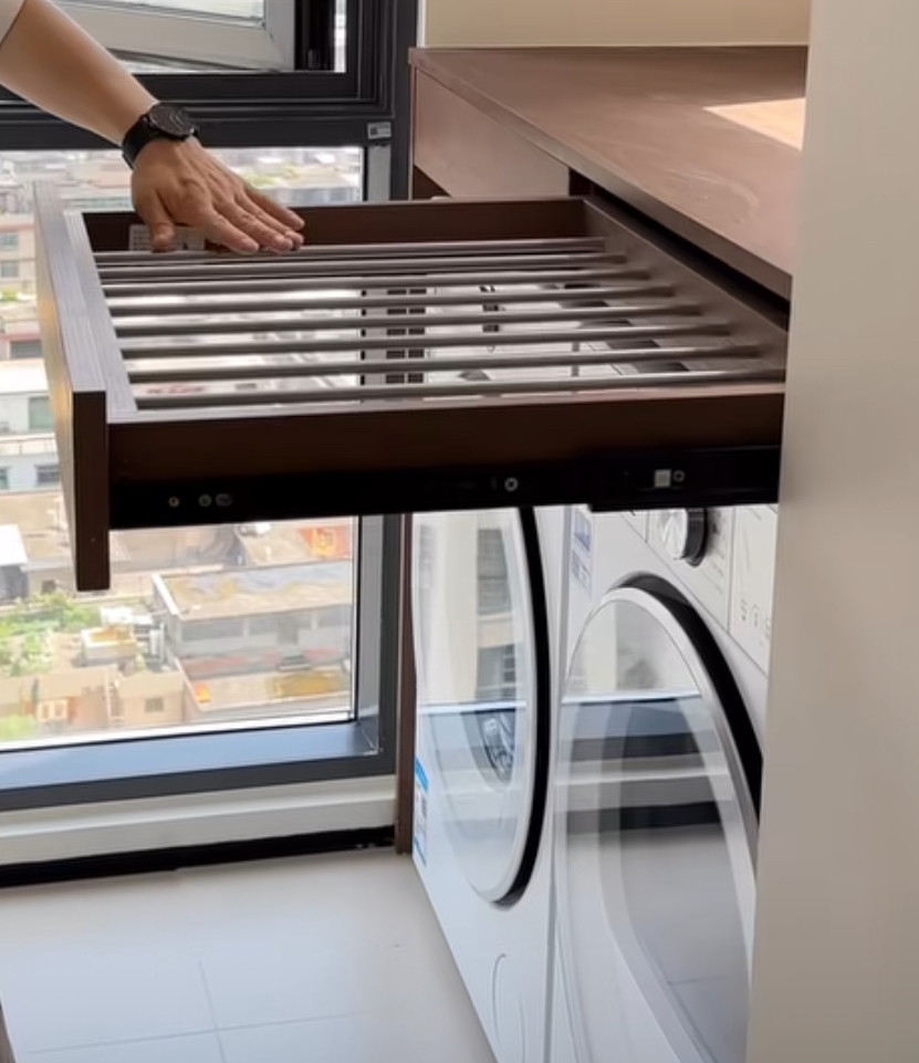 Laundry Drying Rack utilizes Pull-Out Drawer Box and Metal Slides