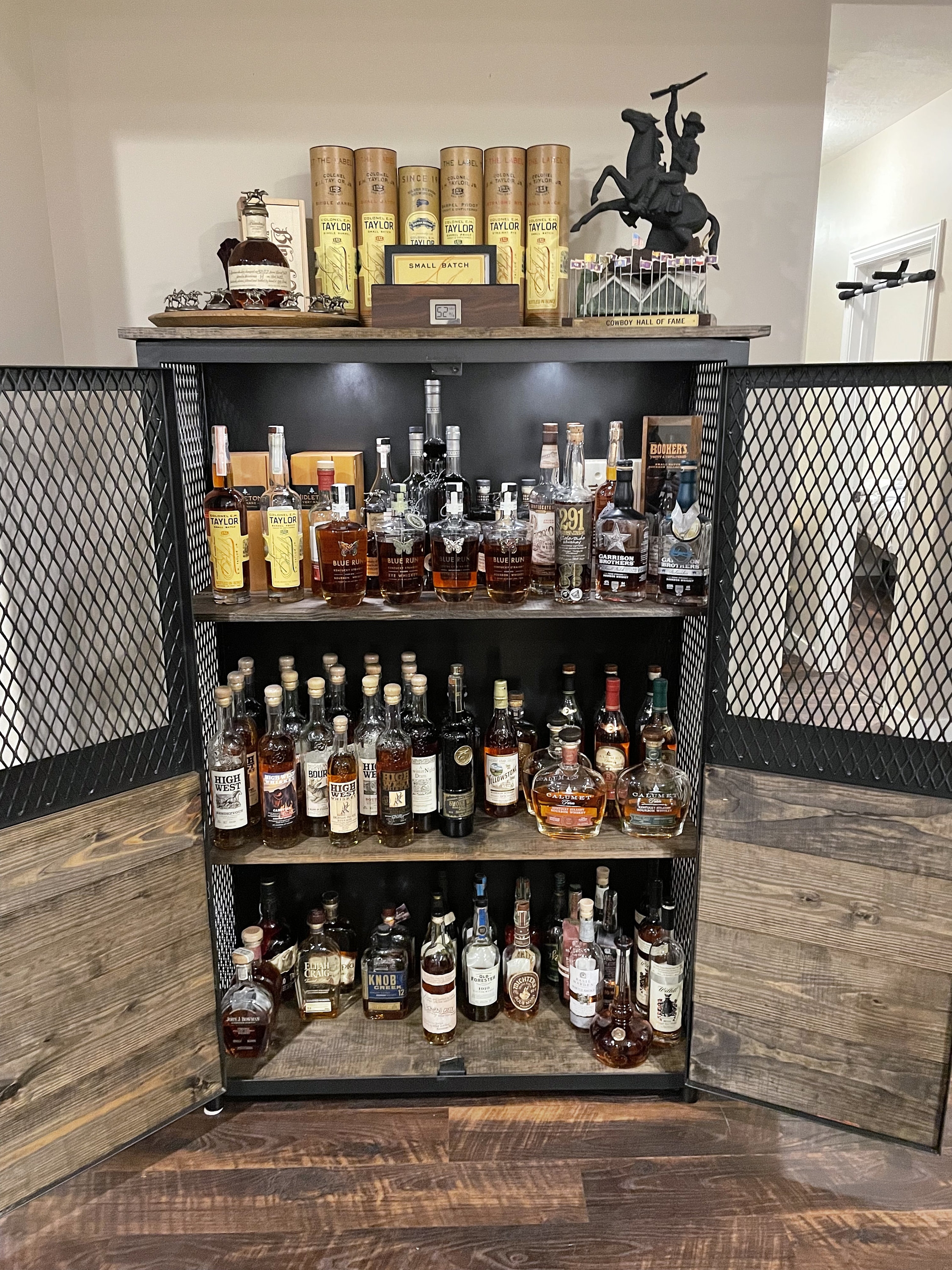 Liquor Cabinet with Mesh Door Panels and Interior Lights