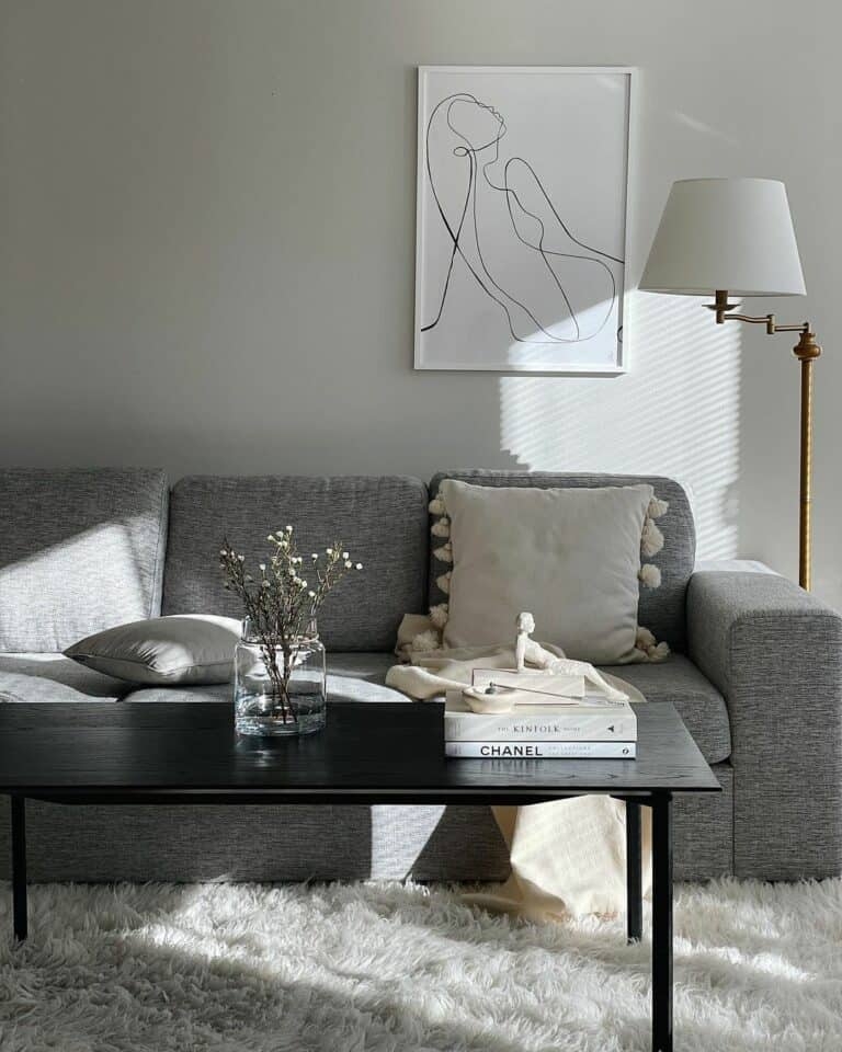 Living Room Set with White Shag Rug and Modern Line Art Decor