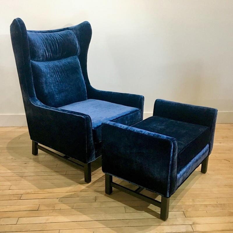 Lounge Chair Ottoman With Velvet Wingback In Navy Blue