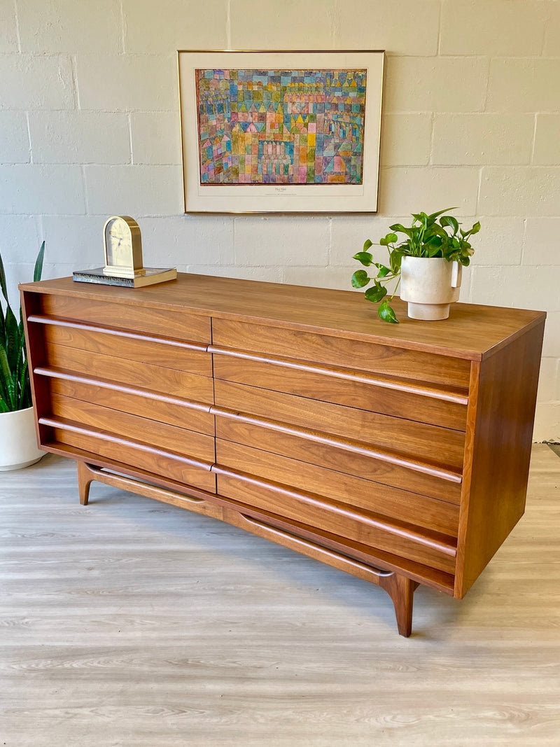 Lowboy Dresser Curved Front Sculpted Base Wood Chest