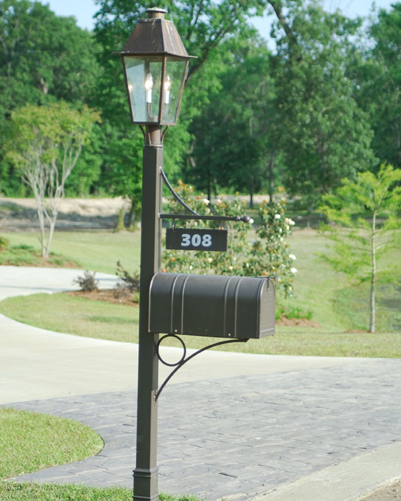 Mailbox Lamp Post: Hanging Address Plate and Arched Support Bracket