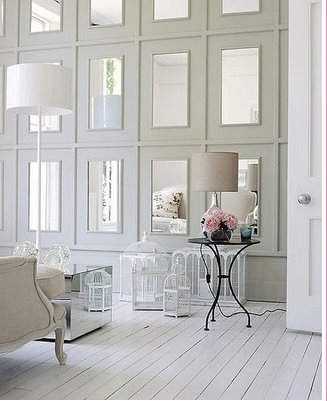 Mirrored Wall Panelling: Grid Inset Mirrors for Chic Decor