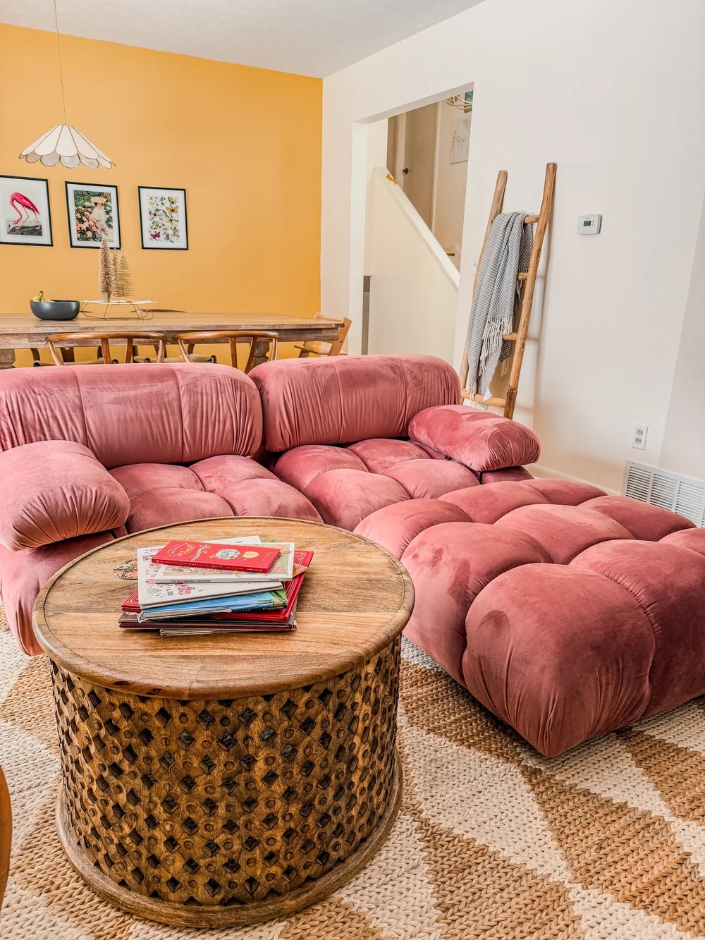 Modular Sofa with Tufted Puckered Seats in Boho Chic Style