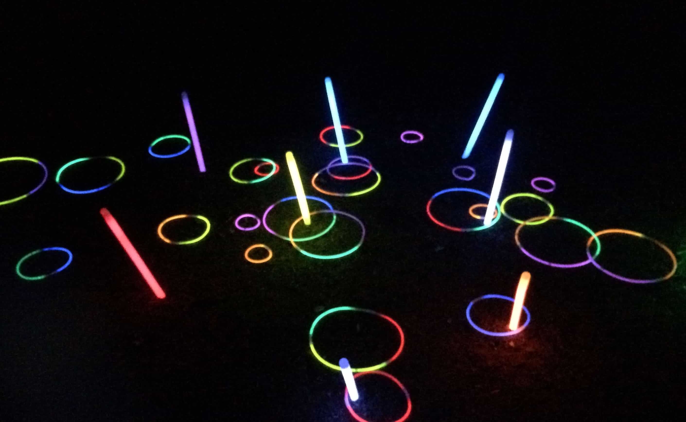Outdoor Game Set: Neon Glow Ring Toss for Nighttime Activity