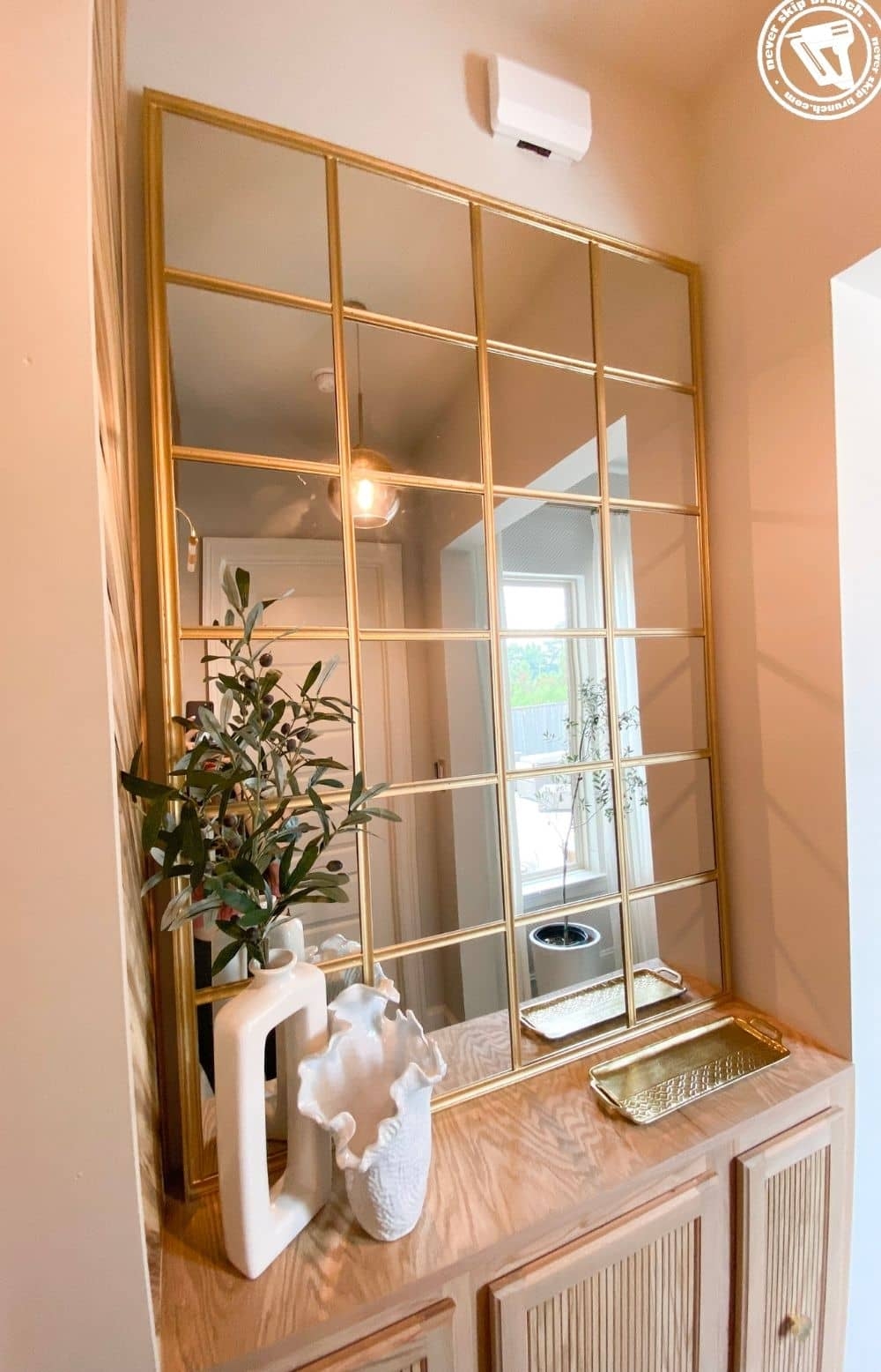 Paneled Mirror with Gold Grid and Industrial Windowpane Decor