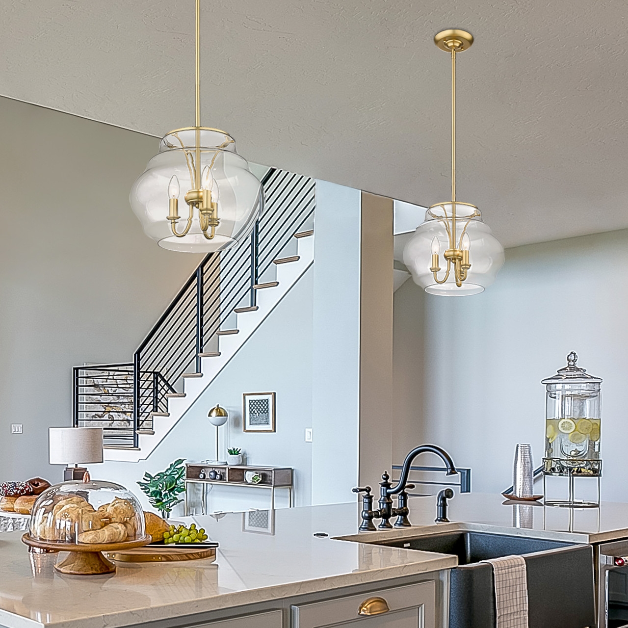 Pendant Light 3 Light Cluster Curved Clear Glass Light