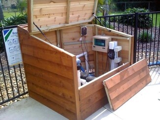 Pool Equipment Enclosure: Hydraulic Lid Struts Wood Box