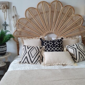 Rattan Headboard Petal Shaped Radiating Spokes Rattan Flower Headboard
