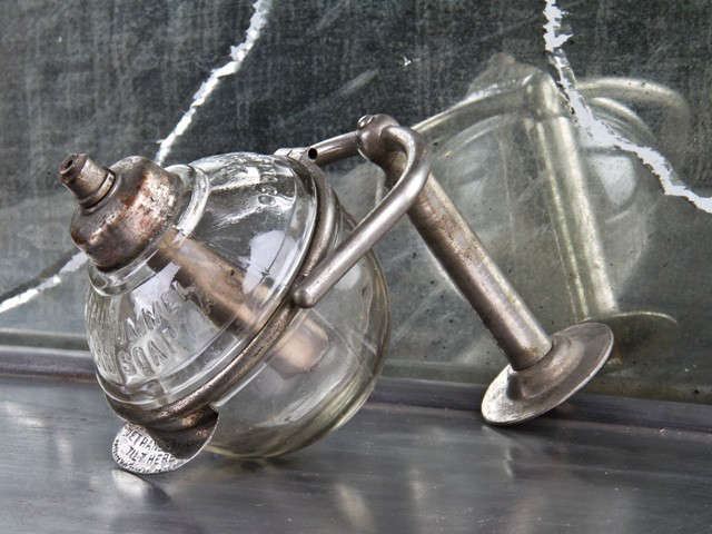 Soap Dispenser Tilting Mechanism Embossed Glass Kitchen Globe
