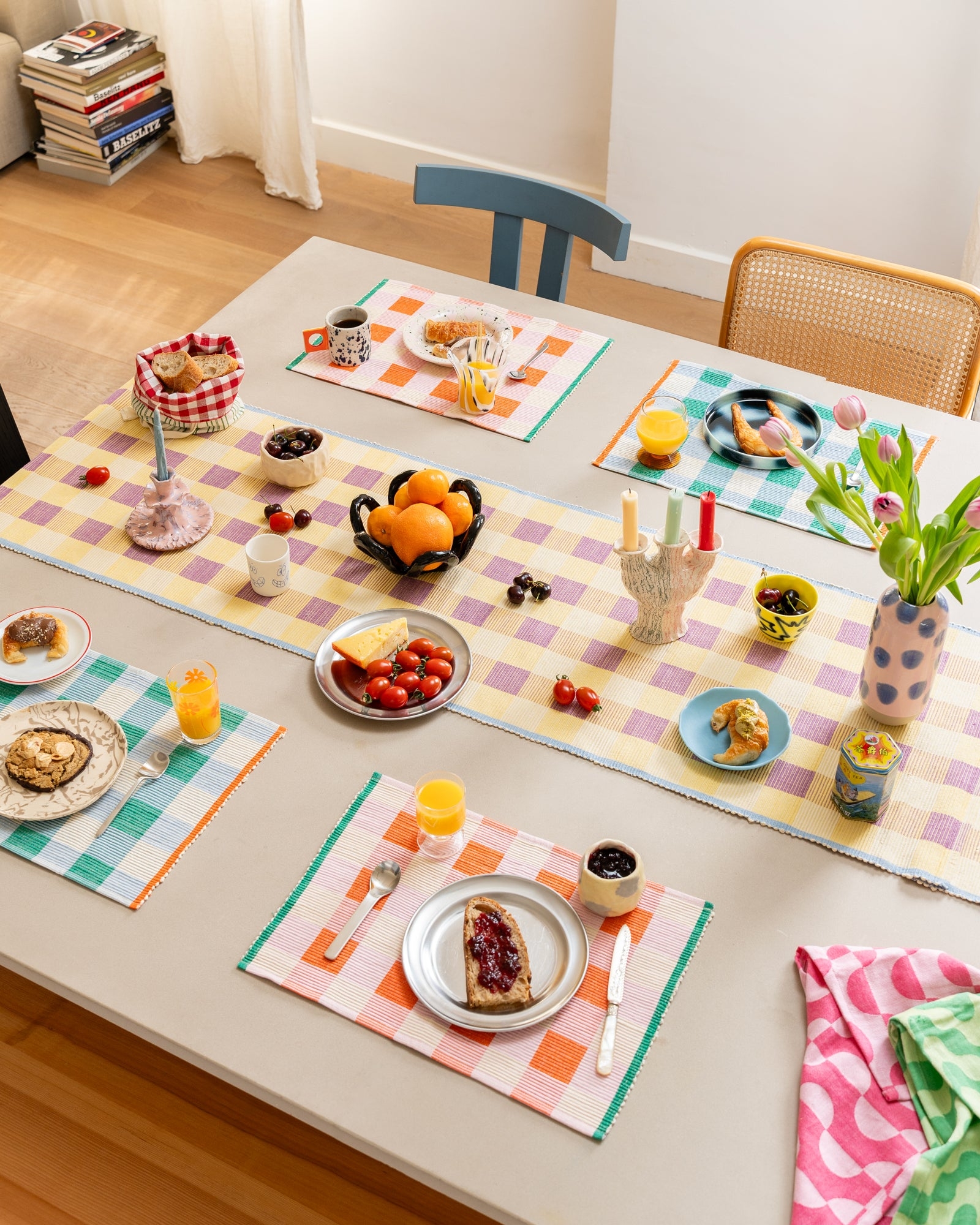 Table Runner: Pastel Palette Checkered Table Runner