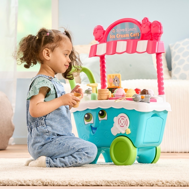 Teal Ice Cream Cart: Interactive Face and Play Accessories