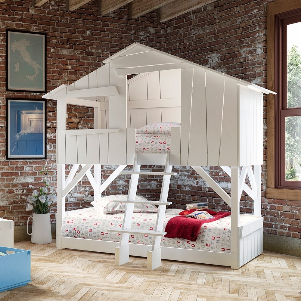 Treehouse Bunk Bed: Central Ladder & Whimsical Kids Loft Bed