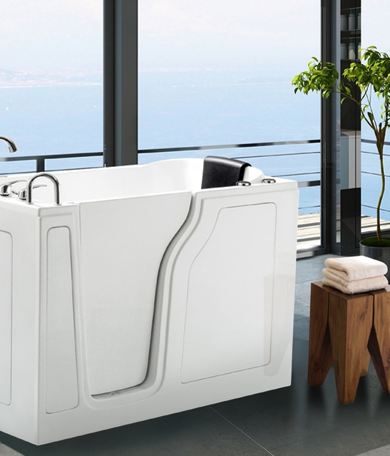 Walk In Bathtub with S-Curve Door for Accessible Bathing
