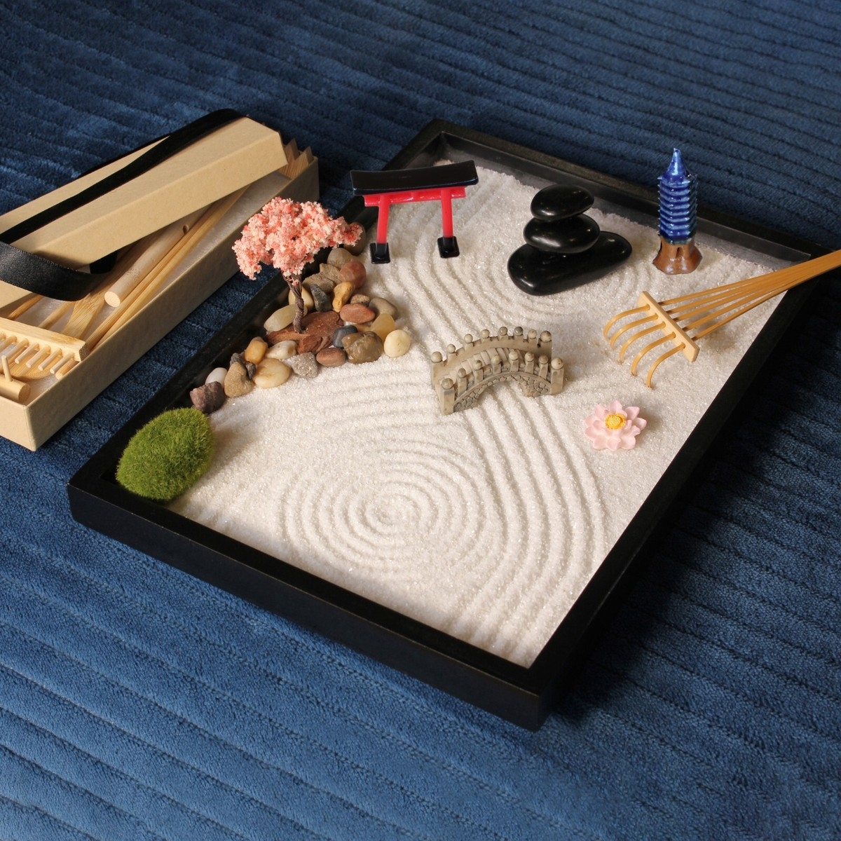Zen Garden Kit Raked Sand Art And Small Figurines