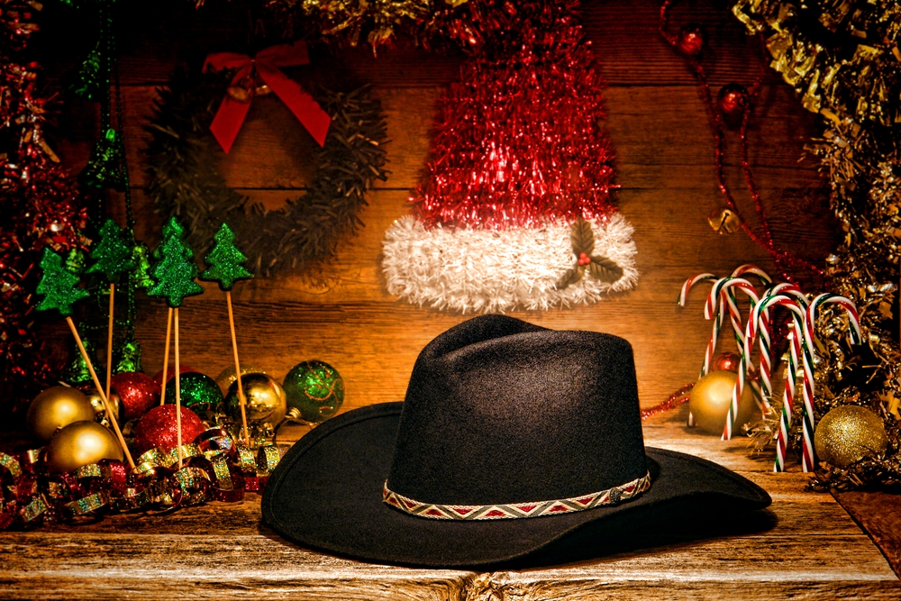 4 Texas Christmas Decor Ideas for Your Business - Uniform Rentals &  Facility Services in Texas - Service Uniform
