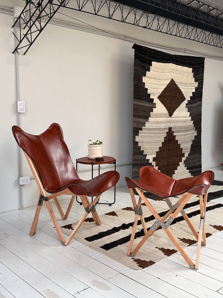 Accent Chair in Polo Leather with Tripolina Silhouette