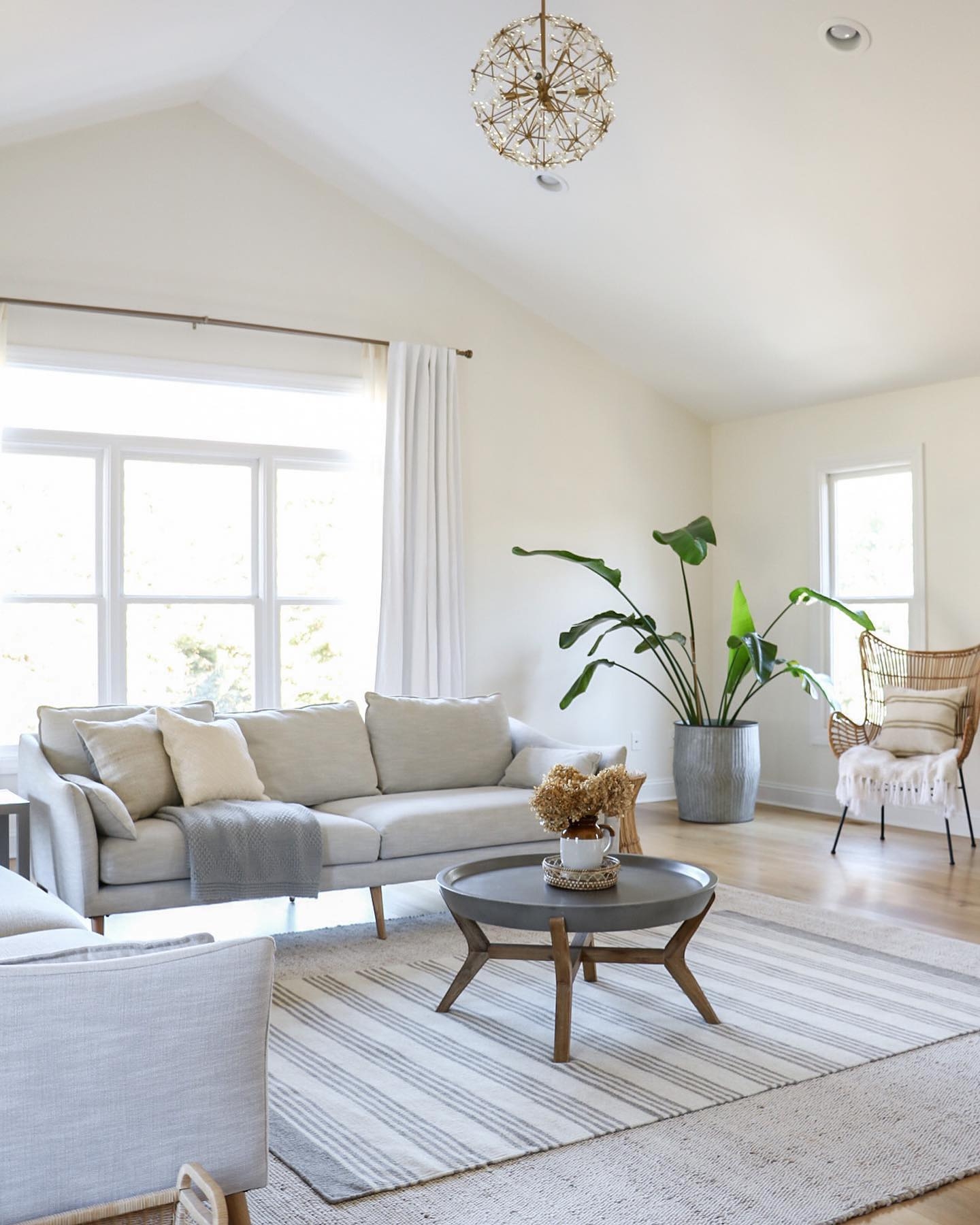 Area Rug: Layered Rugs Styling Ideas with Neutral Stripes