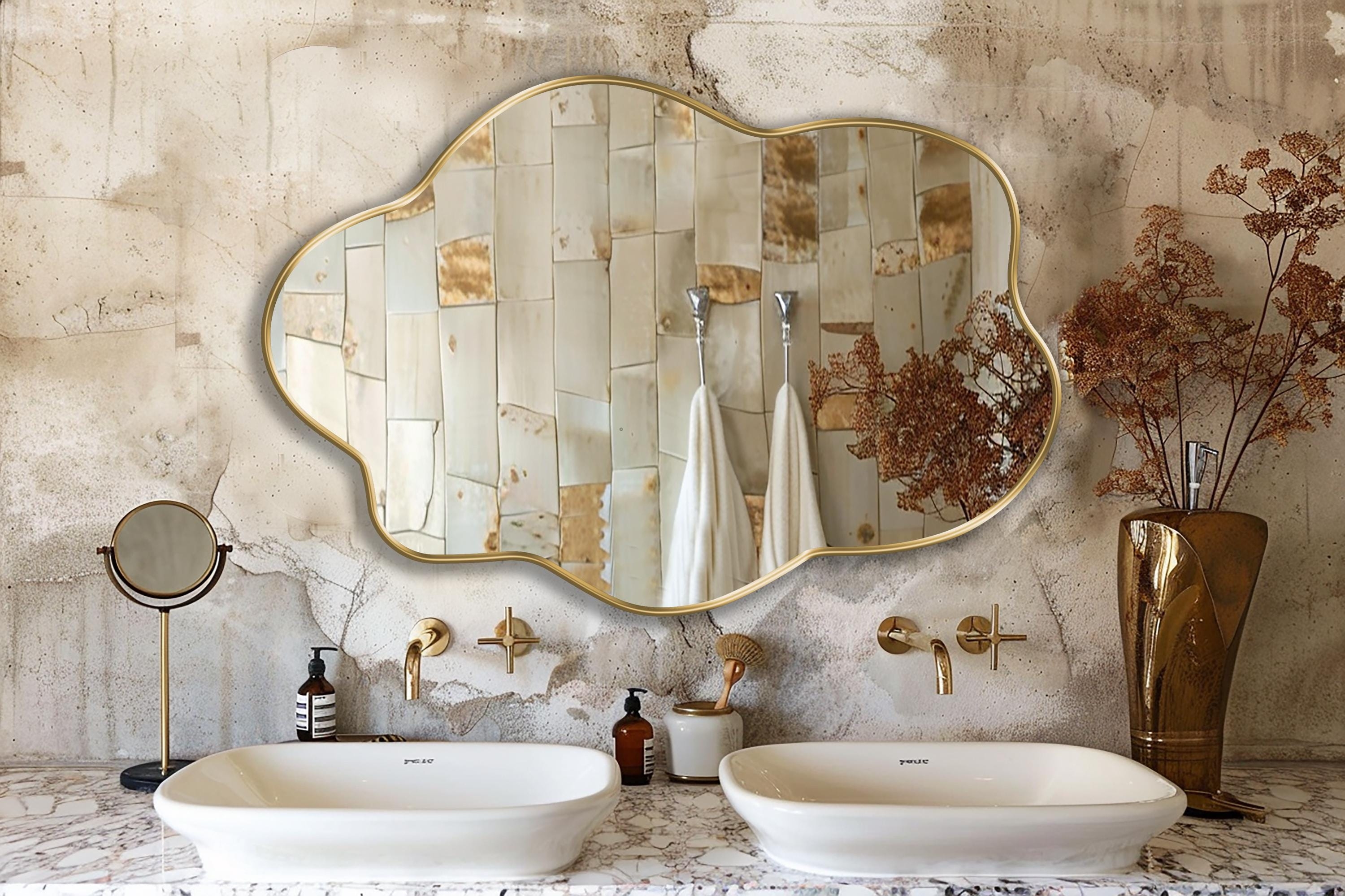 Asymmetrical Mirror: Gold Minimalist Frame Cloud Design