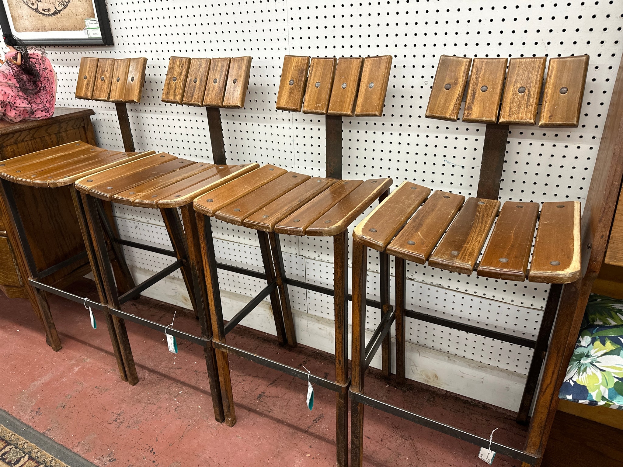Bar Stool with Slatted Wood Design and Vertical Back Slats