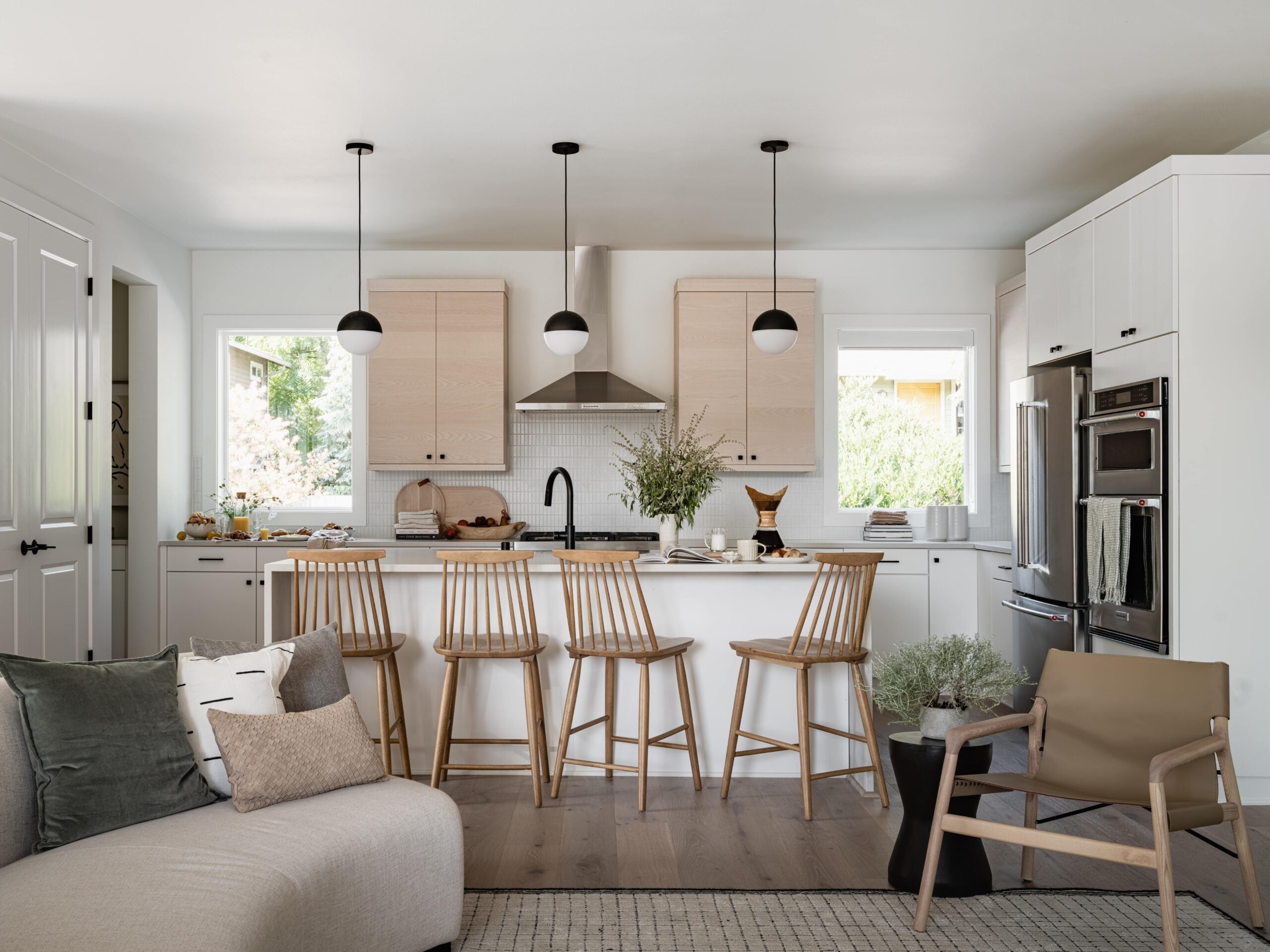 Bar Stool with Spindle Back: scandinavian spindle bar stools.