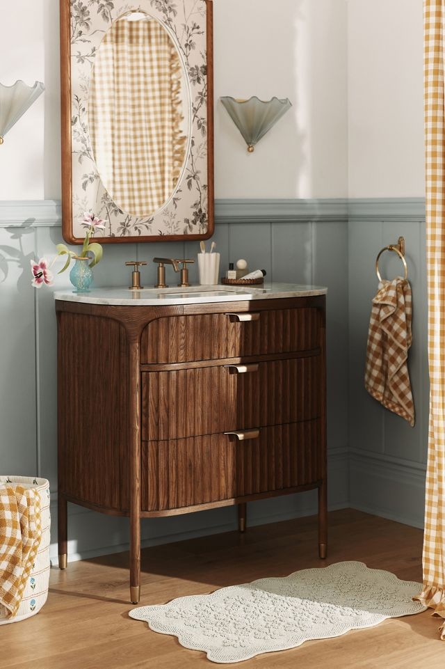 Bathroom Vanity: Curved Corners and Transitional Fluted Wood