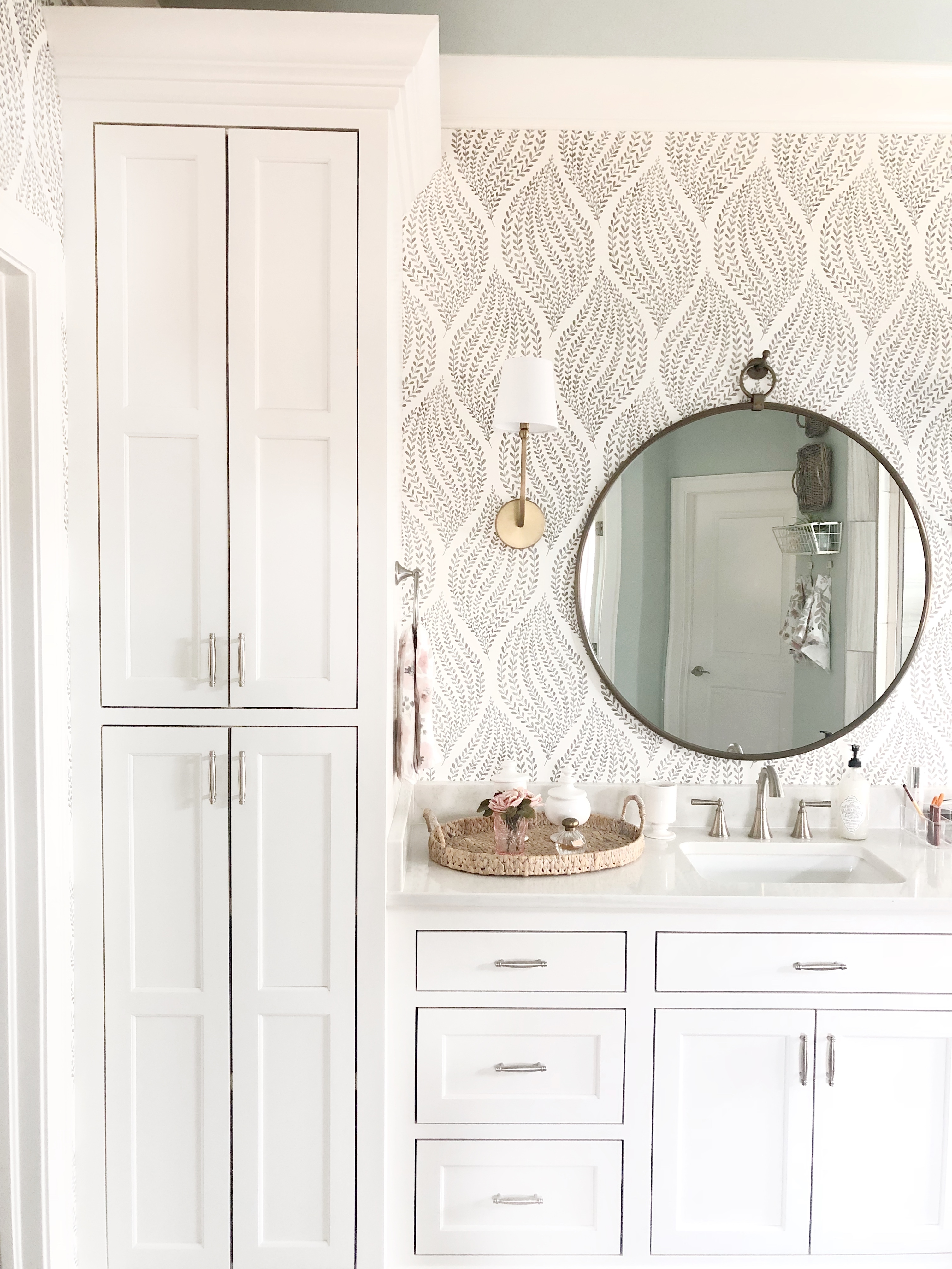Bathroom Vanity: Ogee Leaf Wallpaper White Shaker Vanity