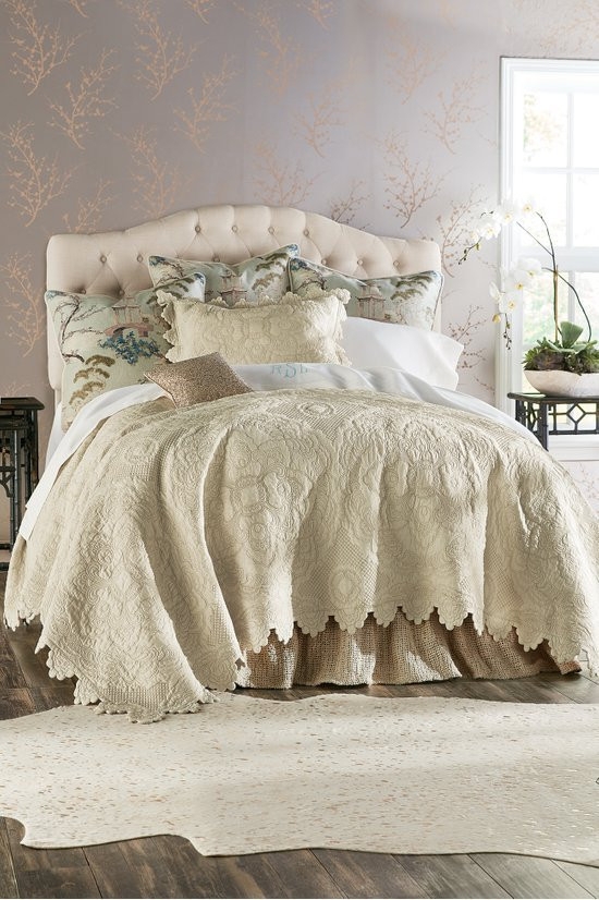 Bed Sham with Scalloped Edge and Quilted Floral Motif