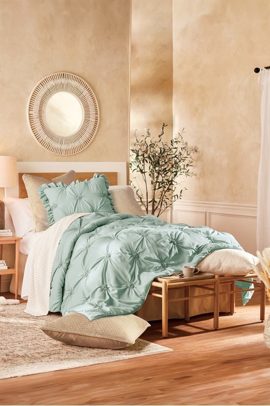 Bedding Set: Smocked Pintuck Pattern and Ruffled Shams