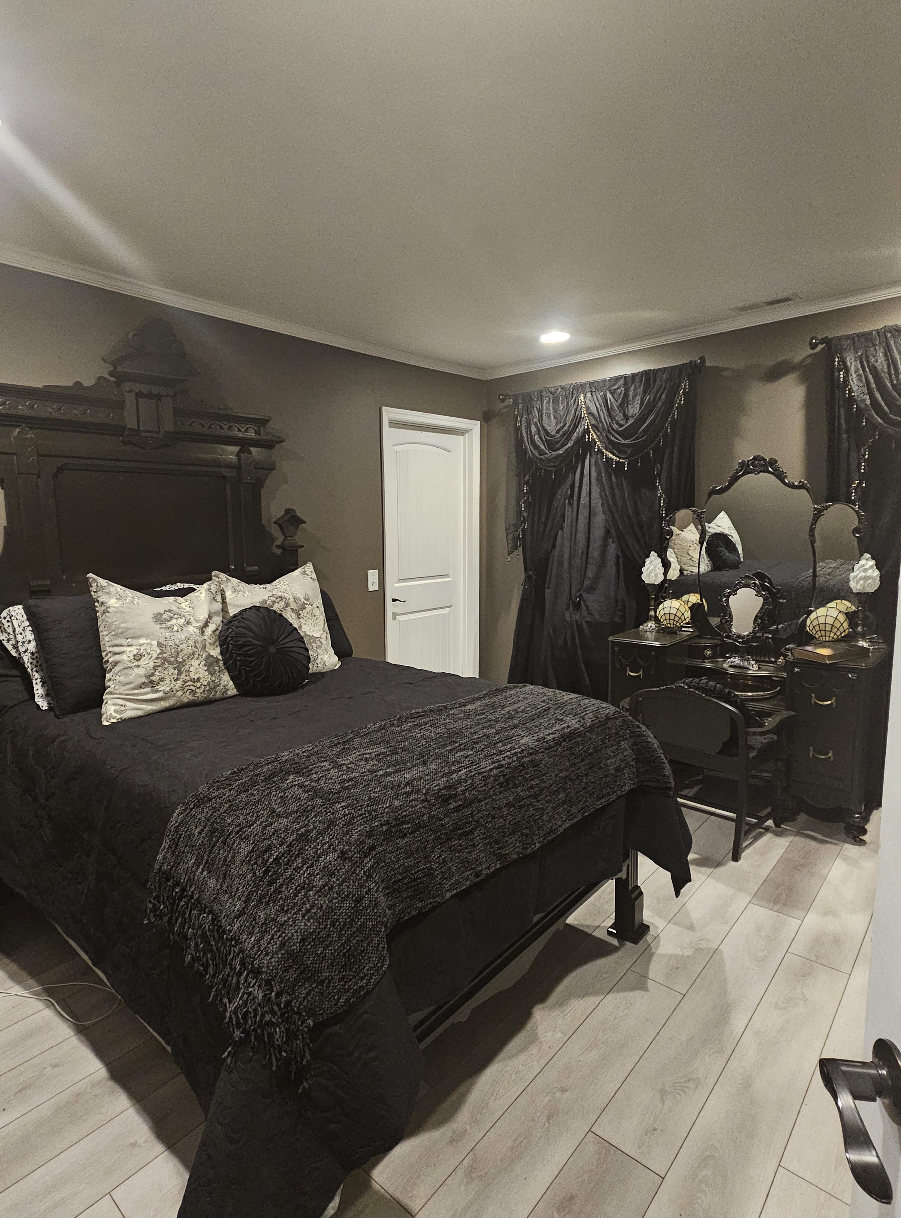 Bedroom Set Black Vanity Gothic Drapery Carved Wood