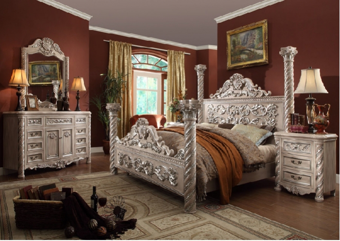 Bedroom Set: Spiral Columns White Victorian Bedroom Set