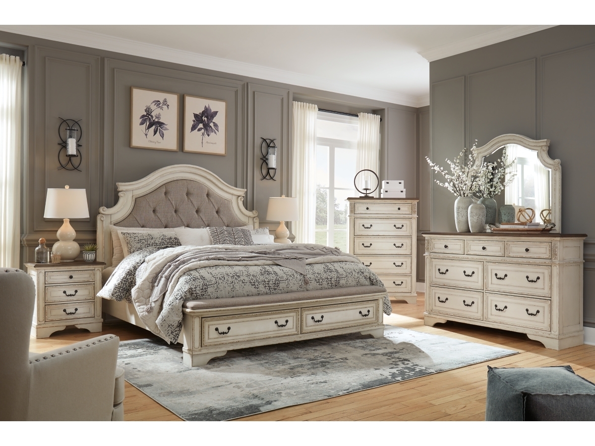 Bedroom Set with Distressed Two Tone Storage Footboard