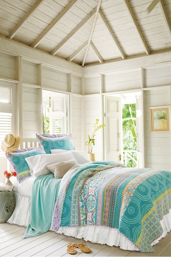 Bedskirt featuring Balloon Hem and Puffed Ruffle Texture