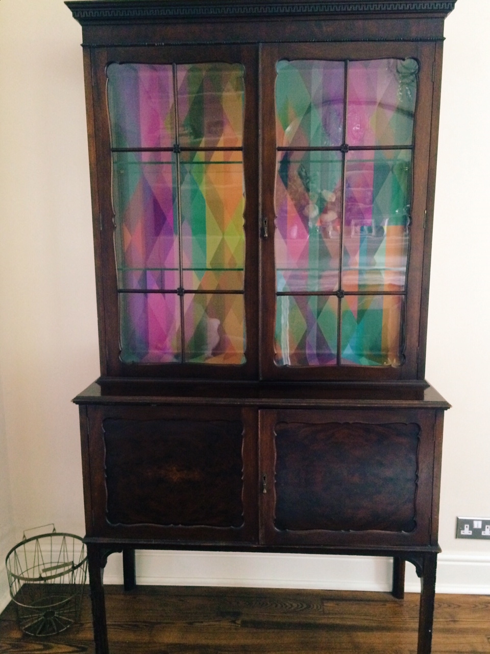 China Cabinet Dark Walnut Harlequin Pattern Back