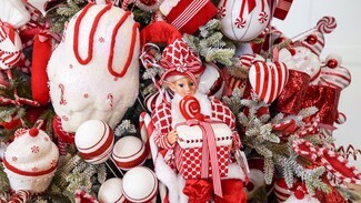Christmas Tree Decor: Storybook Elf with Candy Cane Stripes Accent
