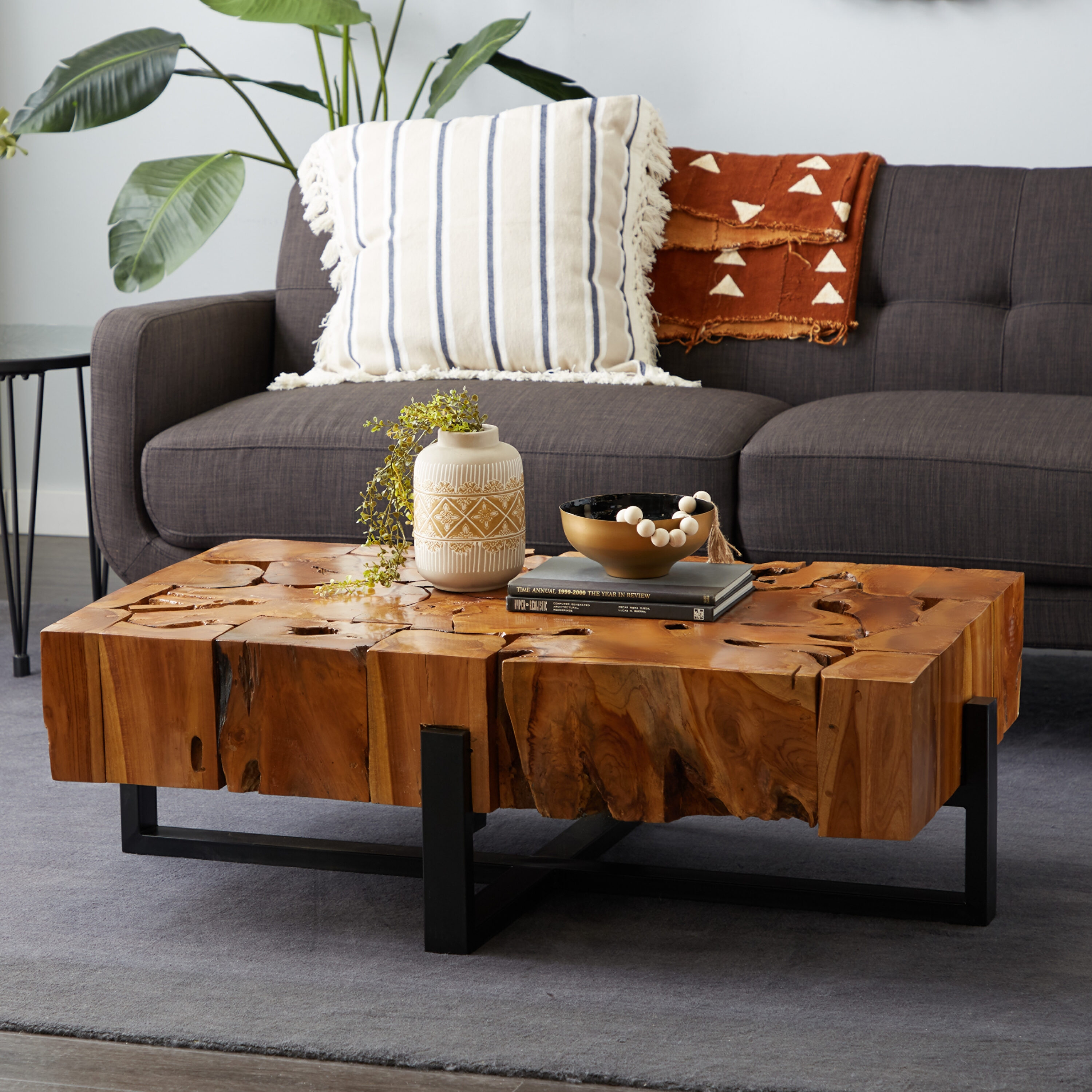 Coffee Table: Vertical Stump Slices Rustic Teak Coffee Table