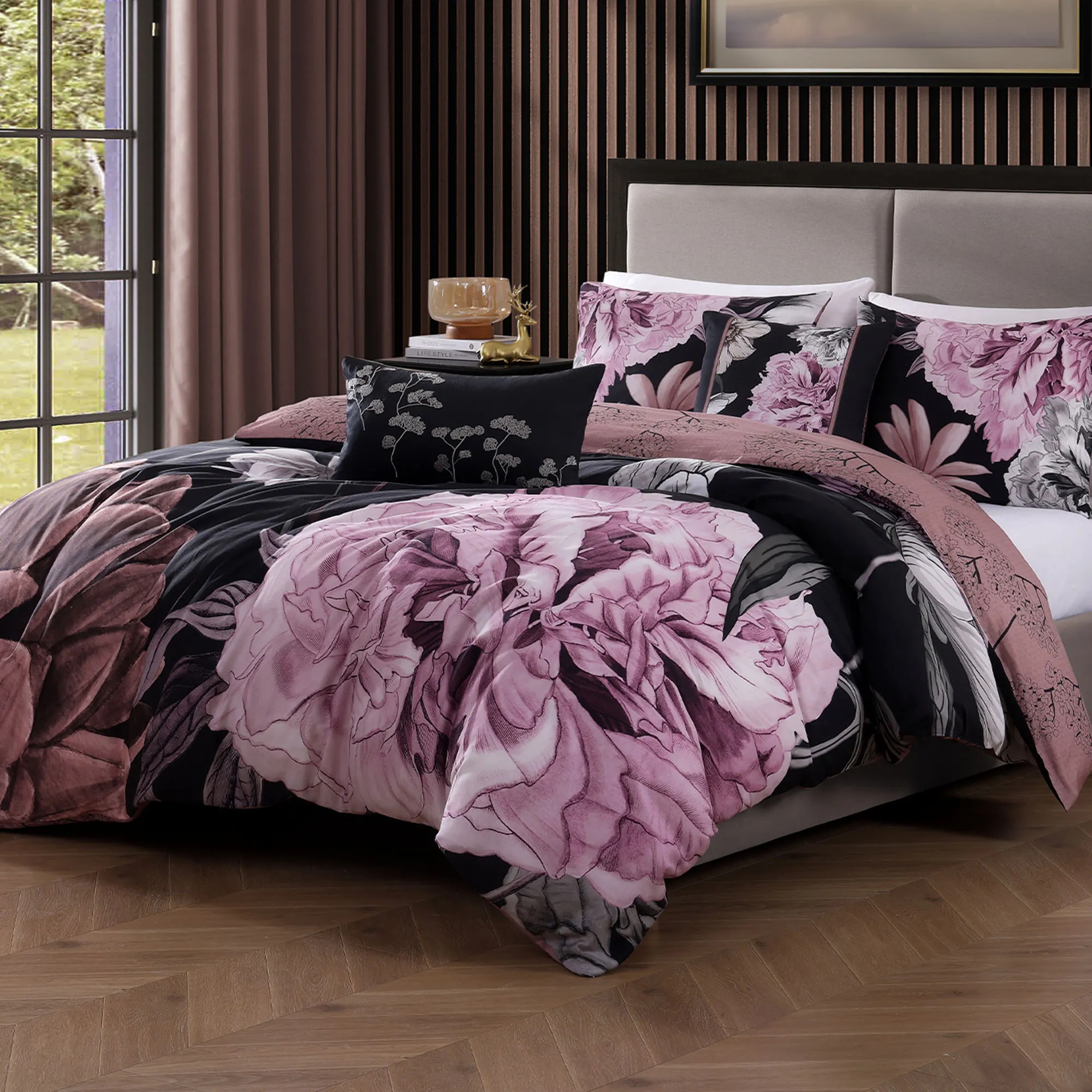 Comforter Set Oversized Peony Print Midnight Black Floral