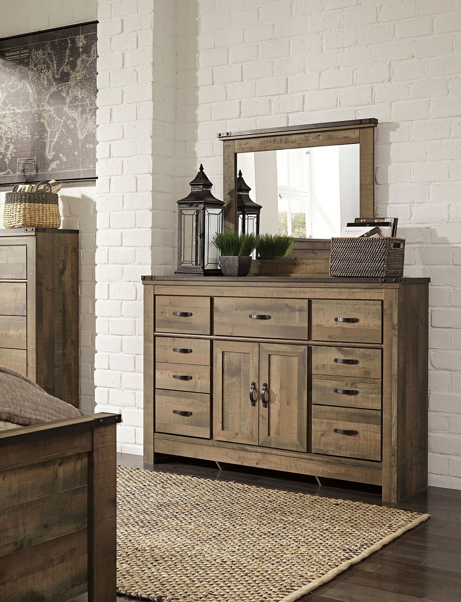 Dresser with Barn-Door Mirror Detail and Nine Drawers