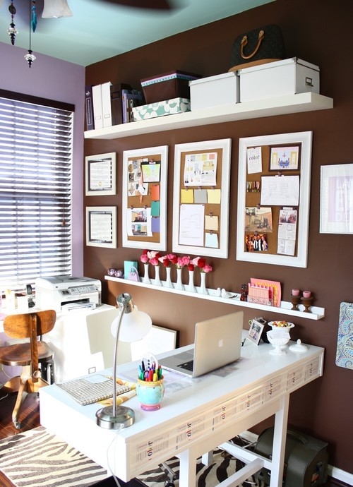 Framed Corkboard: Vertical Triplet Arrangement Wall Organization