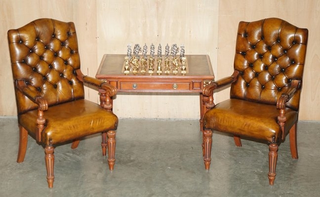 Game Table Set with Diamond Tufting and Fluted Legs
