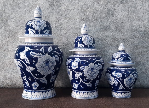 Ginger Jar Set Tiered Three Piece Set with Pointed Finials