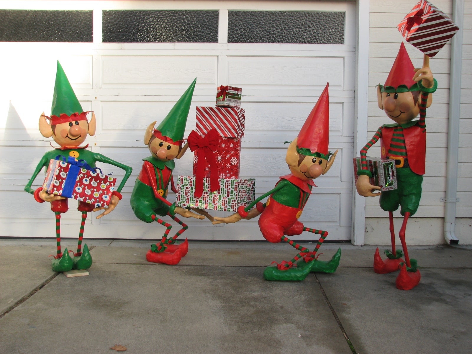 Holiday Yard Decor Curled Toe Shoes and Stacked Gift Box Statues