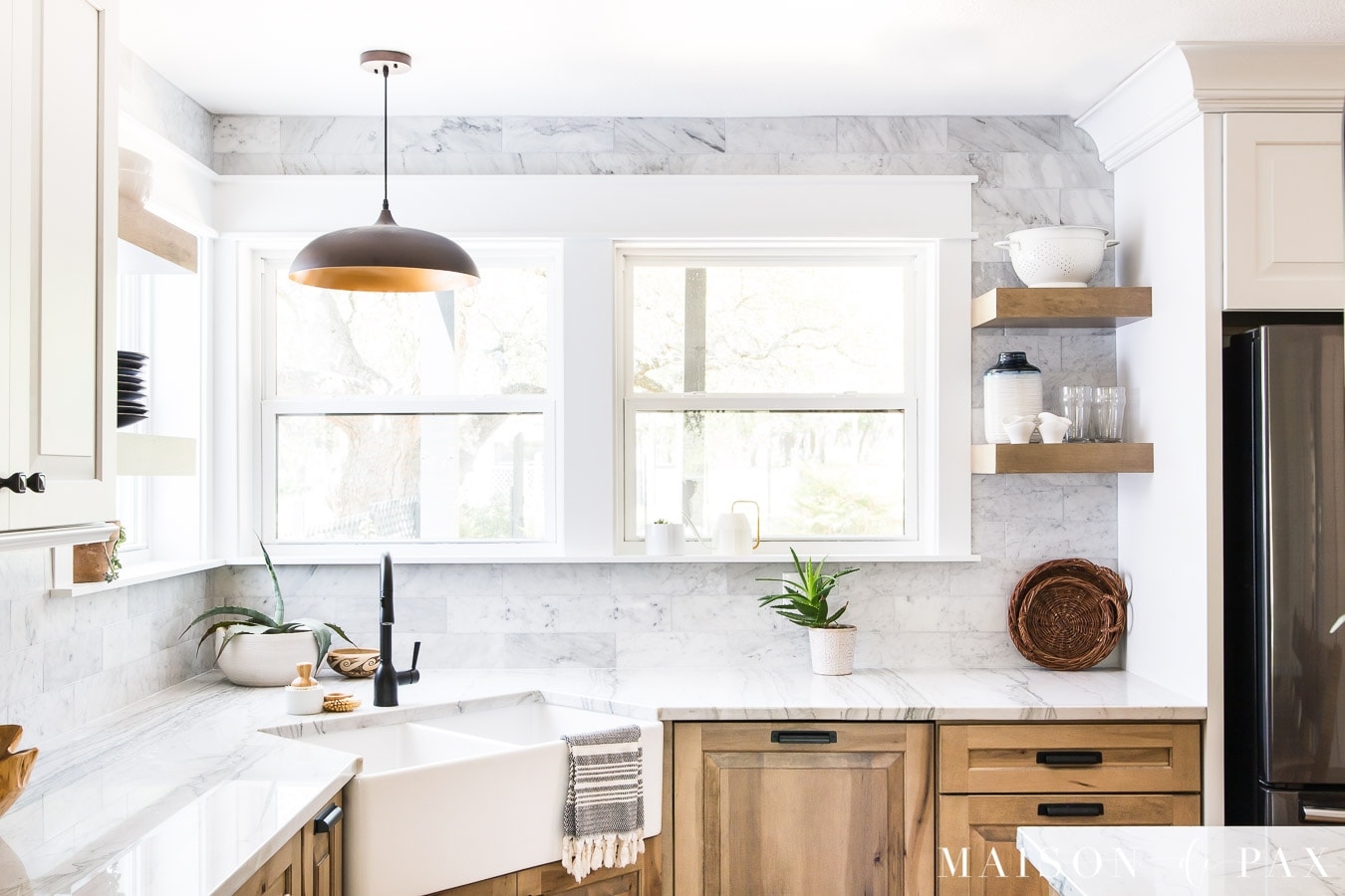 Kitchen Cabinets: Two Tone Design Quartzite Backsplash