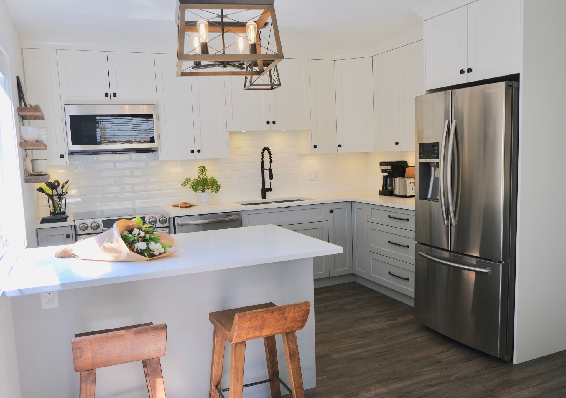 Kitchen Island: Two Tone Cabinets with Wood Pendant